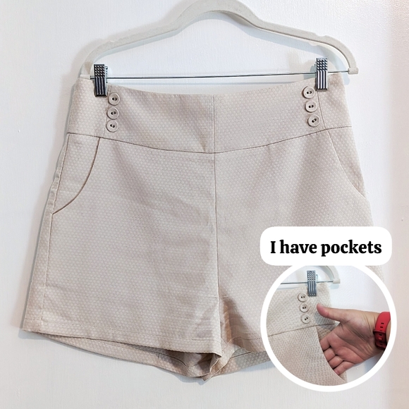 Lucca Couture high waisted sailor button shorts size 12 - Picture 1 of 7